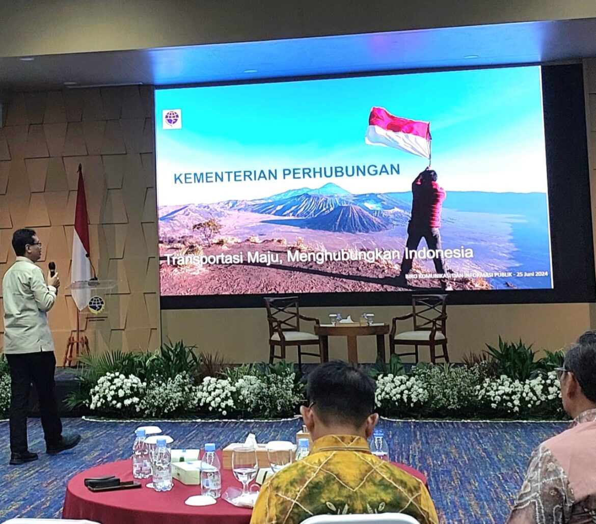 Pertemuan Press Room Pemprov Kalsel dipimpin Karo Adpim Setdaprov, Berkatullah dengan Kemenhub RI di Jakarta, Selasa (25/06/2024).(foto: tya/brt).