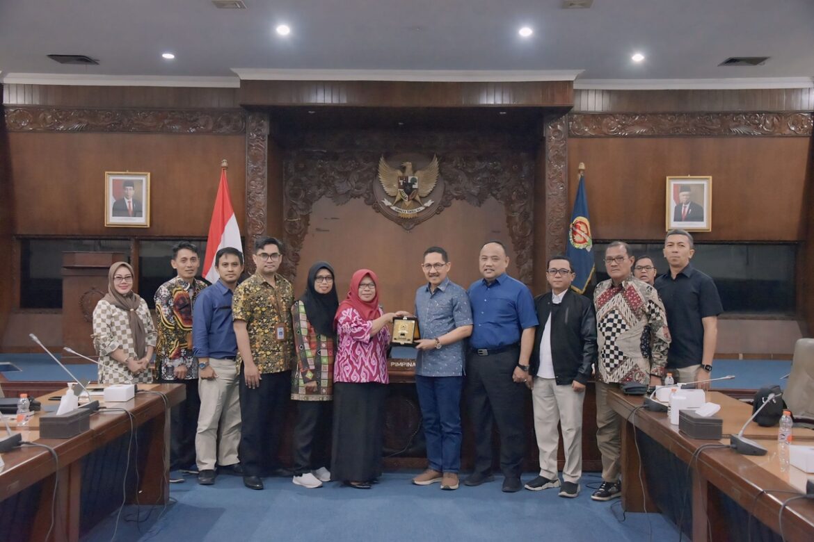 Rombongan BP Perda DPRD Provinsi Kalsel melaksanakan studi banding ke DPRD DIY untuk perdalam perannya sebagai salah satu AKD.(foto : humasdprdkalsel)