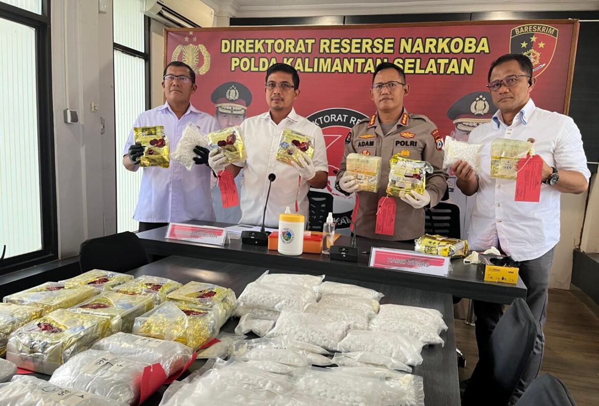 Ditresnarkoba Polda Kalsel menyita 20.680 butir obat terlarang
