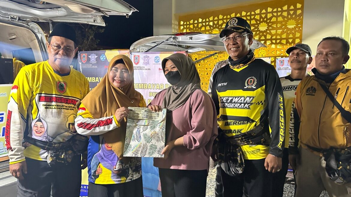 Wakil Ketua Komisi II DPRD Provinsi Kalsel Muhammad Yani Helmi saat mendampingi Gubernur Kalsel H Sahbirin Noor dan Ketua TP PKK Provinsi Kalsel Hj Raudhatul Jannah bersama rombongan Turdes ke-10 Menembus Batas.(foto : ist)