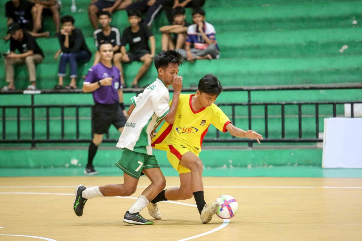 Salah satu pertandingan Futsal Munthe Student Cup 2024. (foto: ist/brt)