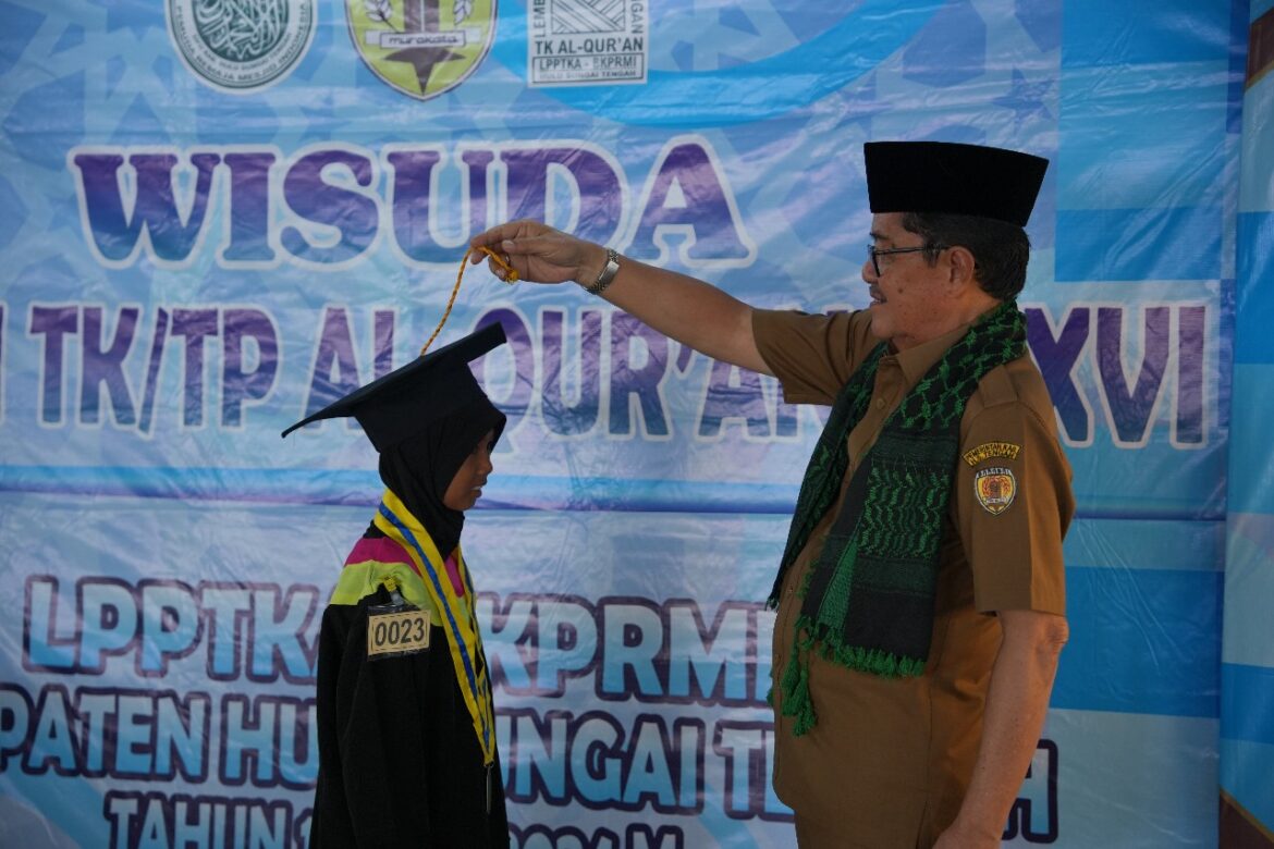 Wakil Bupati HST Mewisuda 446 Santri TK-TP Al Qur’an XXXVI