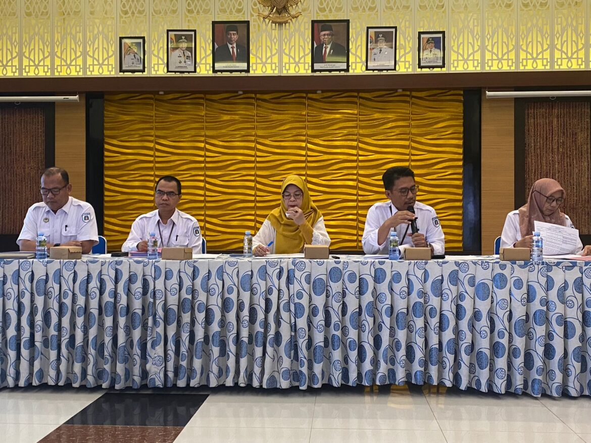 Direksi PAM Bandarmasih saat menyampaikan hasil audit keuangan dan kinerja tahun 2023, Rabu (24/7/2024).