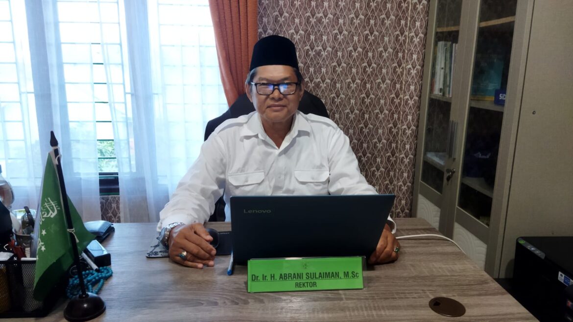 Rektor Unukase, Dr Abrani Sulaiman