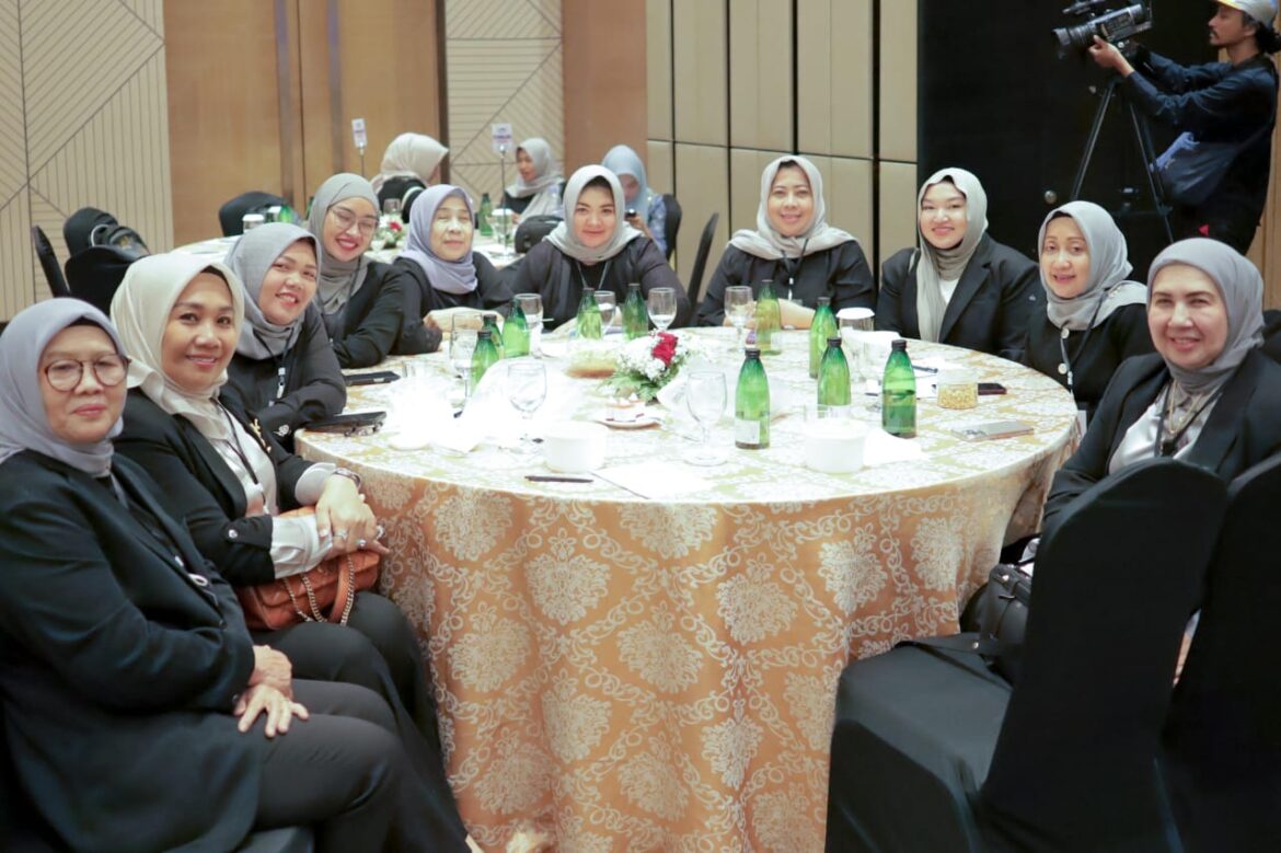 Para srikandi di DPRD Provinsi Kalsel hadiri Rakernas Kaukus Perempuan Politik Indonesia (KPPI) Tahun 2024 di Jakarta.(foto : humasdprdkalsel)