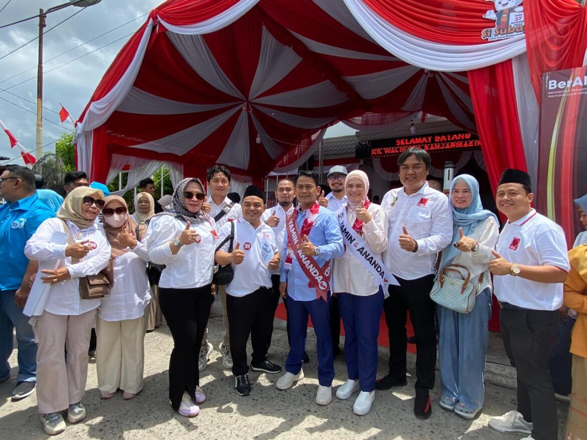 Relawan Projo Kalsel Bersama Yamin-Ananda (foto:istimewa)