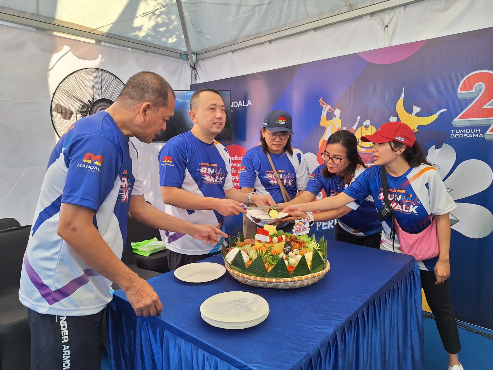 Perayaan ke-27 Tahun Mandala Finance di Lapangan Kamboja, Kota Banjarmasin