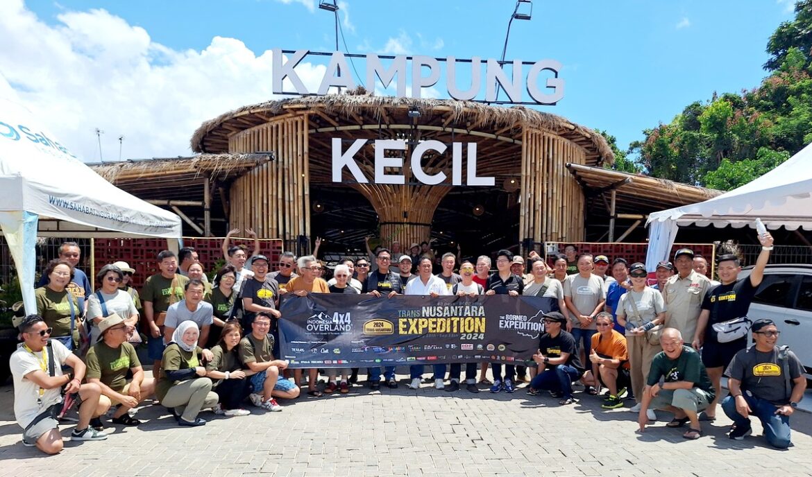 TRANS NUSANTARA-Expediton 2024, saat puluhan pesertanya dijamu makan siang Ketum IMI Kalsel Ir H Edy Sudarmadi di Kampung Kecil Banjarbaru.(Ist)