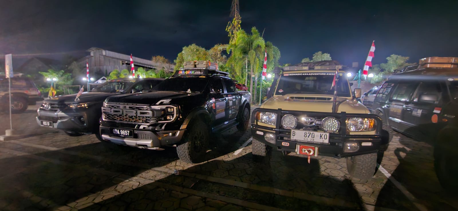 SELURUH-Mobil peserta wajib menggunakan type all terrain vehicle khususnya 4x4, guna menyesuaikan segala jenis medan yang mereka lintasi sejauh 8000Km yang didominasi di wilayah Indonesia. (Ist)