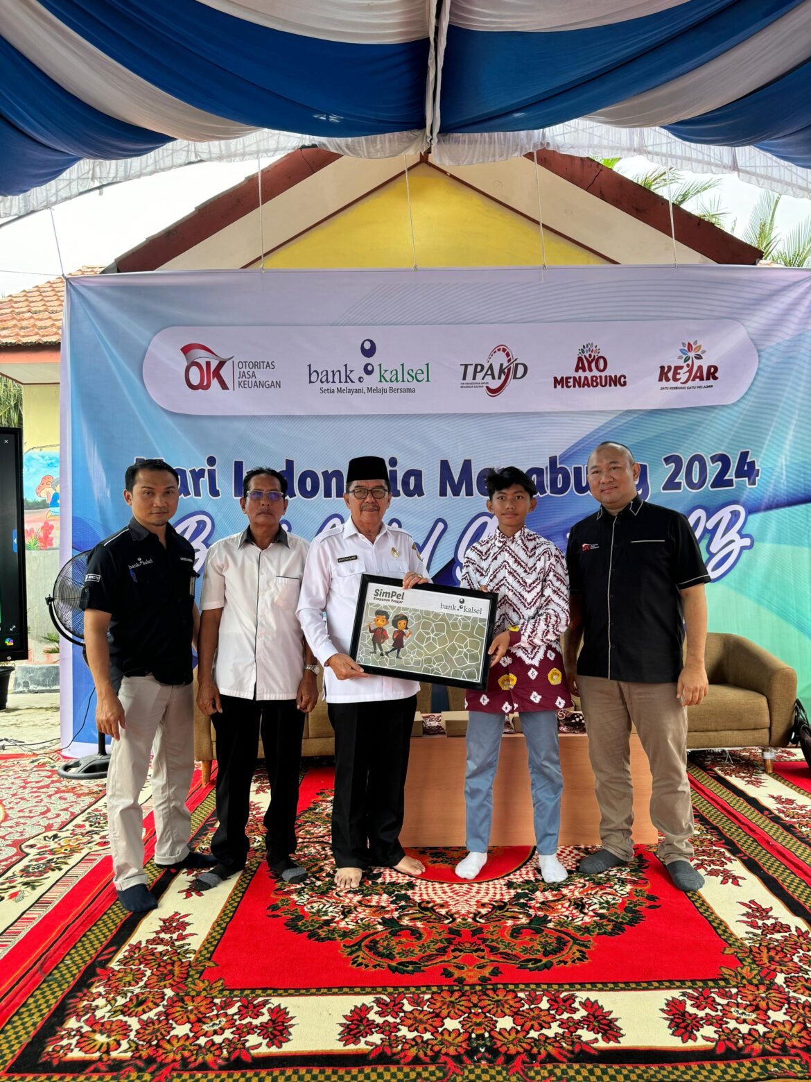 Bank Kalsel dan OJK Kolaborasi Berikan Literasi Keuangan untuk Penyandang Disabilitas {foto:humas bank kalsel}