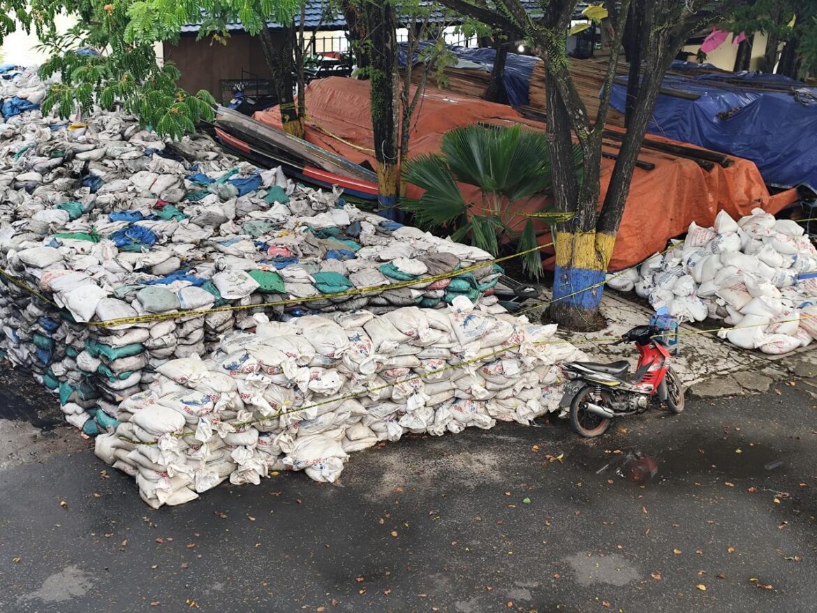 Hasil Tambang Pasir Diamankan Polisi