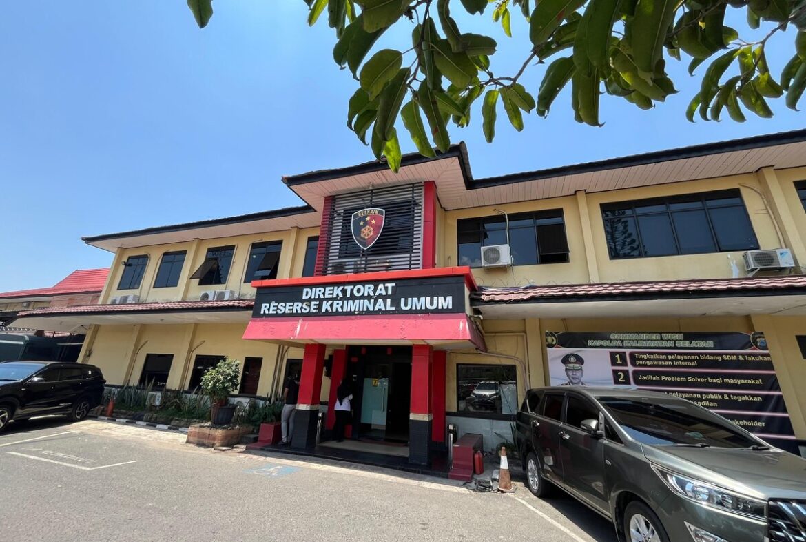 Foto Iman Satria