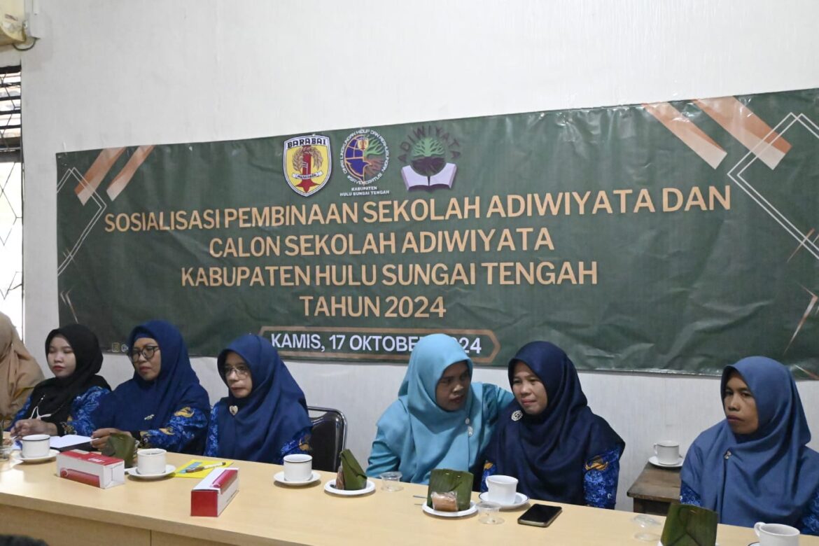 Pemkab HST Gelar Pembinaan di 45 Sekolah Adiwiyata