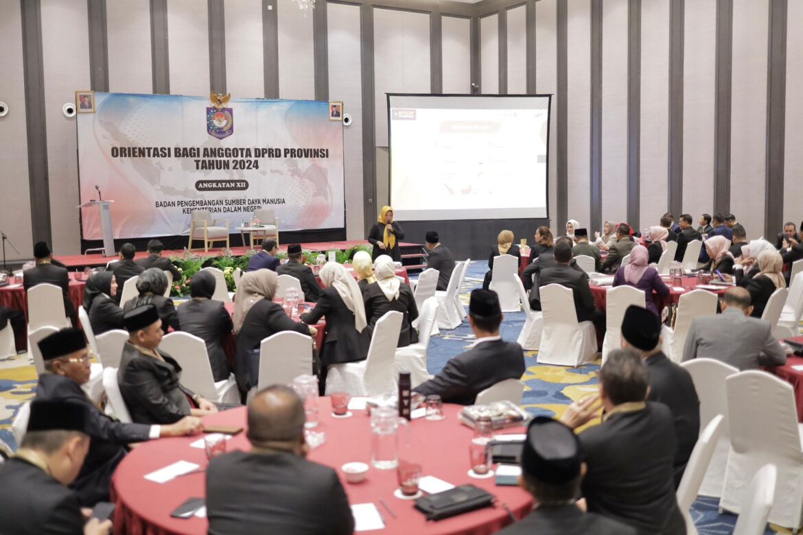 Sebanyak 55 anggota DPRD Provinsi Kalsel masa jabatan 2024-2029 ketika mengikuti orientasi yang dilaksanakan oleh BPSDM Kemendagri RI di Jakarta belum lama tadi.(foto : humasdprdkalsel)
