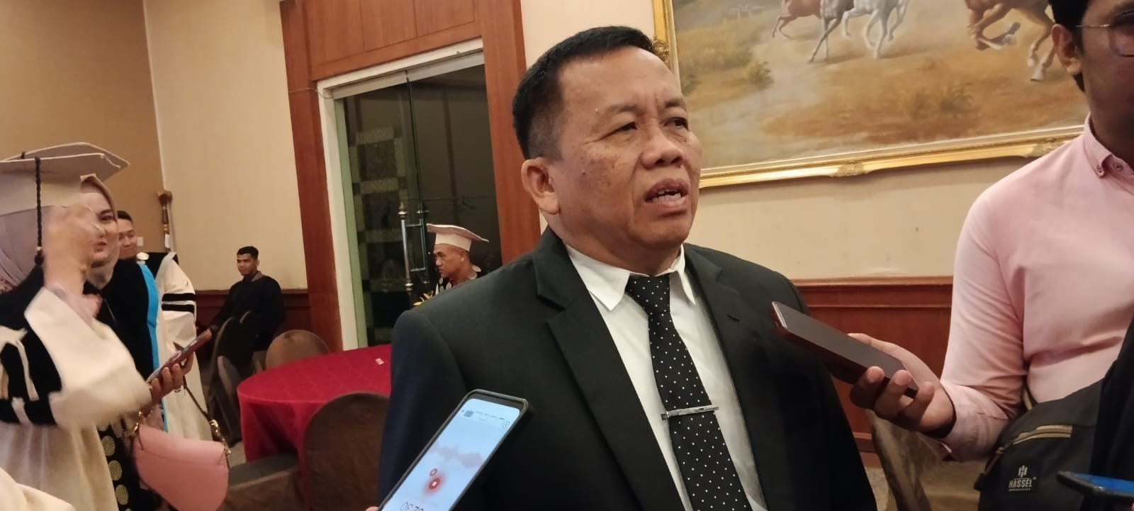 Ketua Yayasan Universitas Cahaya Bangsa Dr H Akhmad Murjani SH MKes MH