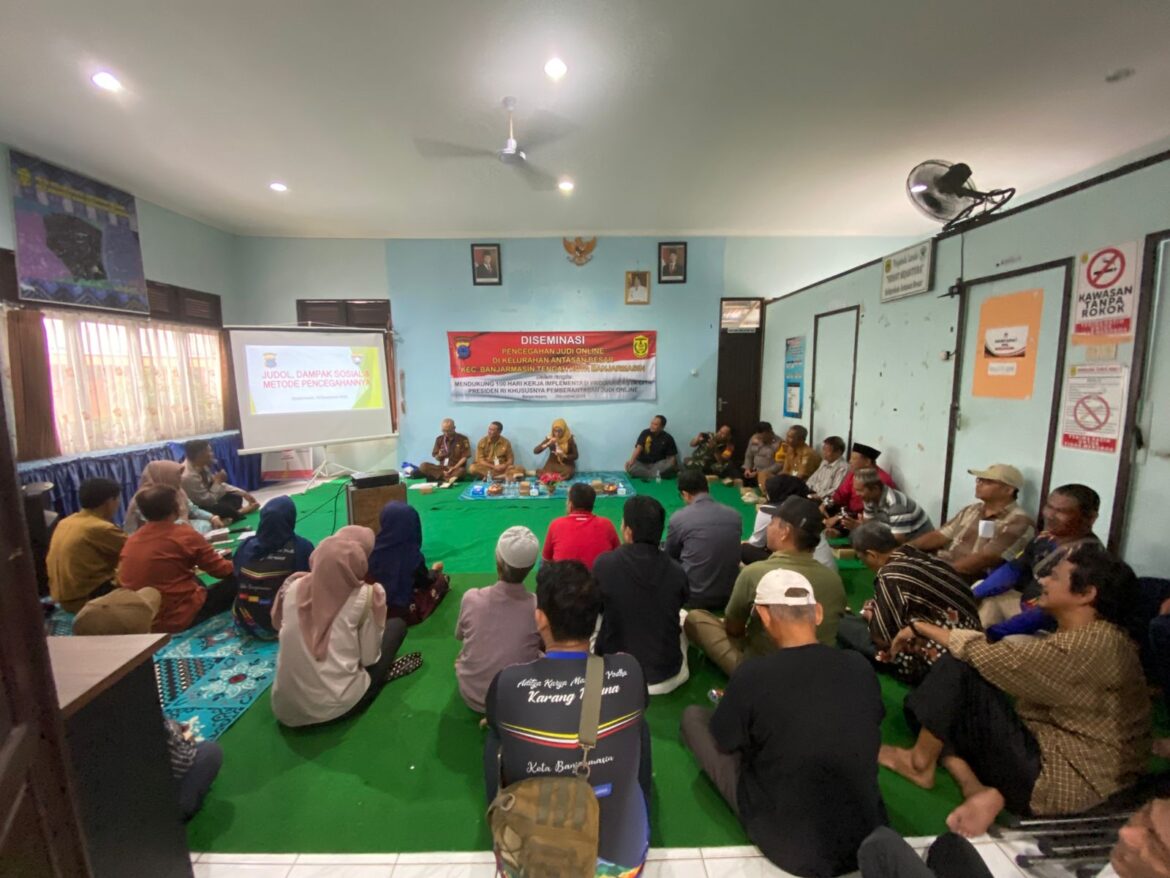 Polda Kalsel sosialisasi pencegahan judi online.