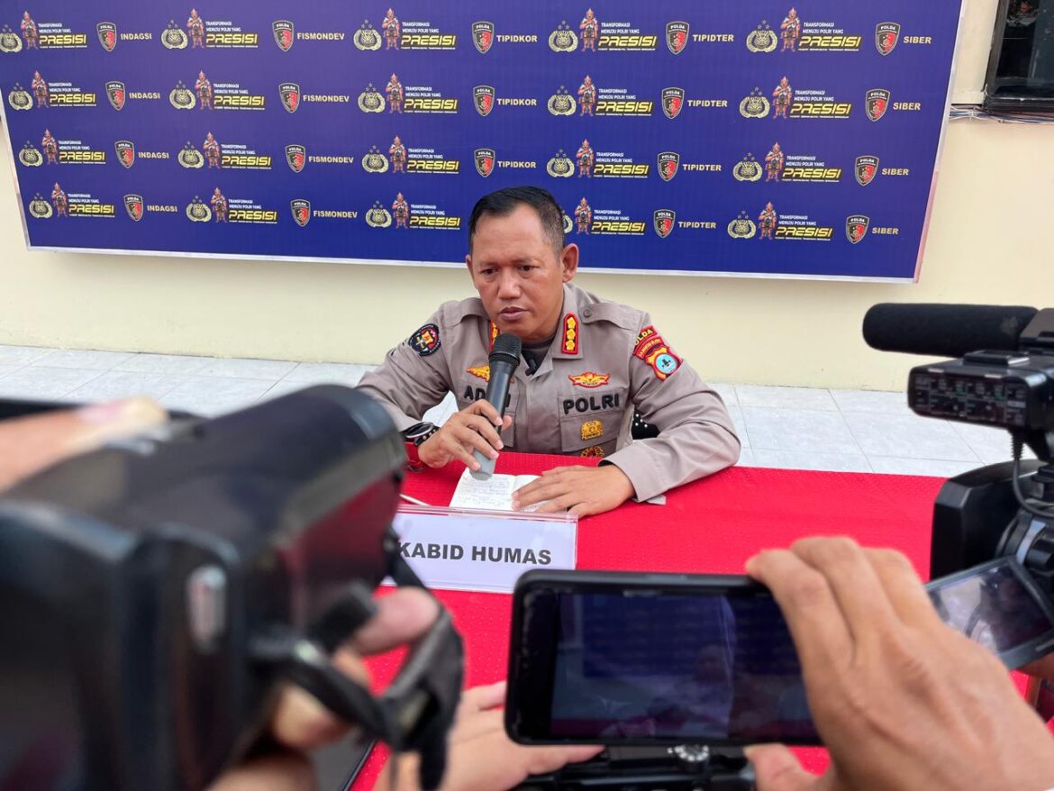 https://www.baritopost.co.id/jelang-akhir-tahun-polri-mutasi-734-pati-dan-pamen-termasuk-sejumlah-pejabat-utama-polda-kalsel/
