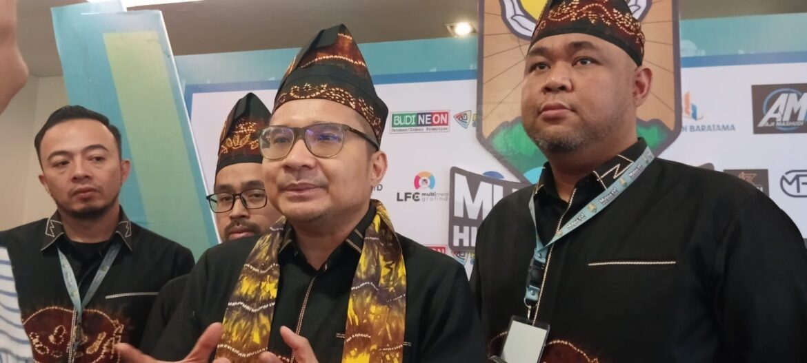 Ketua Bidang OKK BPP HIPMI Tri Febrianto Damu Ketua Umum BPD HIPMI Kalsel H Rendy Ronaldy B (foto:baritopost)