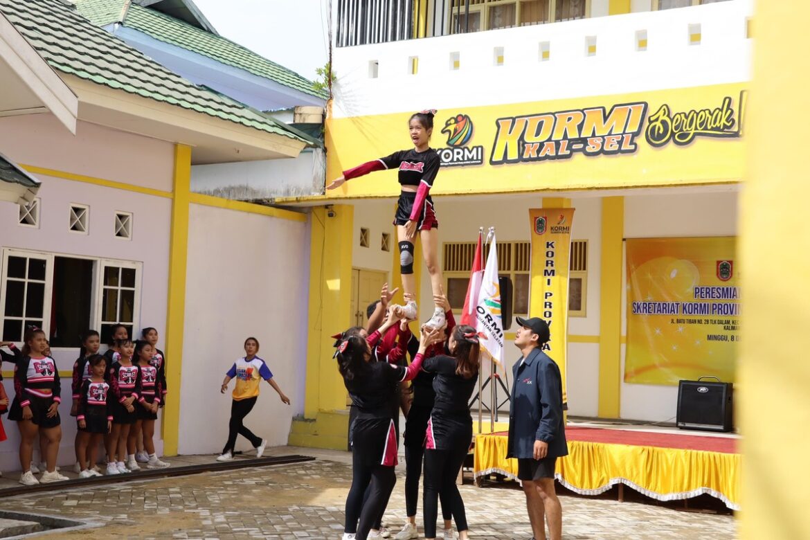 Peresmian gedung sekretariat baru KORMI Kalsel, Minggu (8/12/2024) di Mulawarman, Banjarmasin. (foto: Tolah/brt)