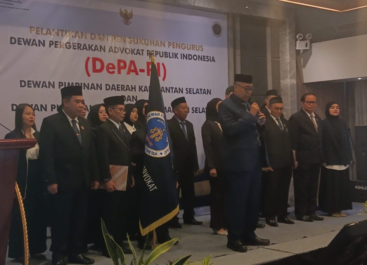 Ketua Umum DePA-RI Dr TM Luthfi Yazid SH LLM Melantikan DPD dan DCP DePA-RI di Kalsel