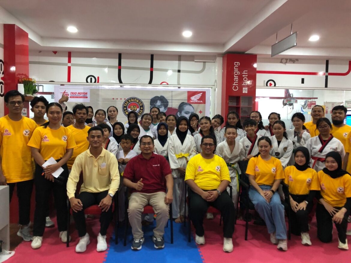 Ajang Poomsae Competition Taekwondo