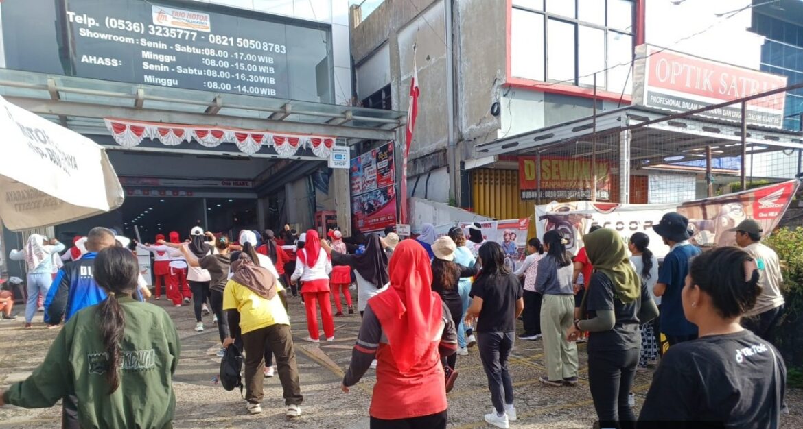 Trio Motor Palangkaraya Hadir Lewat Senam Sehat
