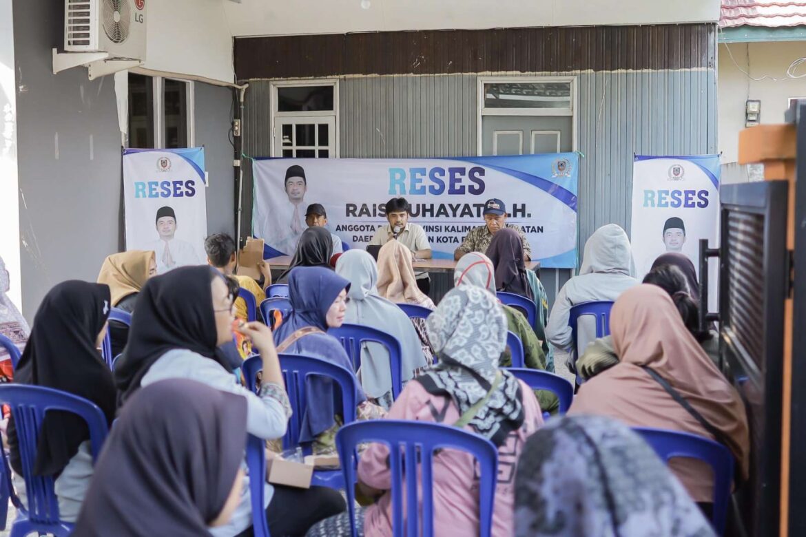 Ketua Komisi I DPRD Provinsi Kalsel H Rais Ruhayat, SH melaksanakan kegiatan reses di Kelurahan Kuin Selatan RT 14, Kecamatan Banjarmasin Barat, Kota Banjarmasin.(foto : humasdprdkalsel)