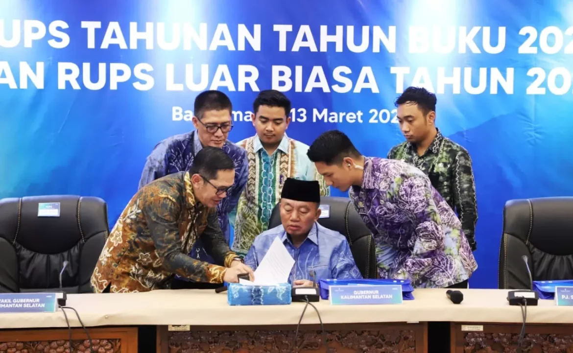 Gubernur Kalsel Haji Muhidin