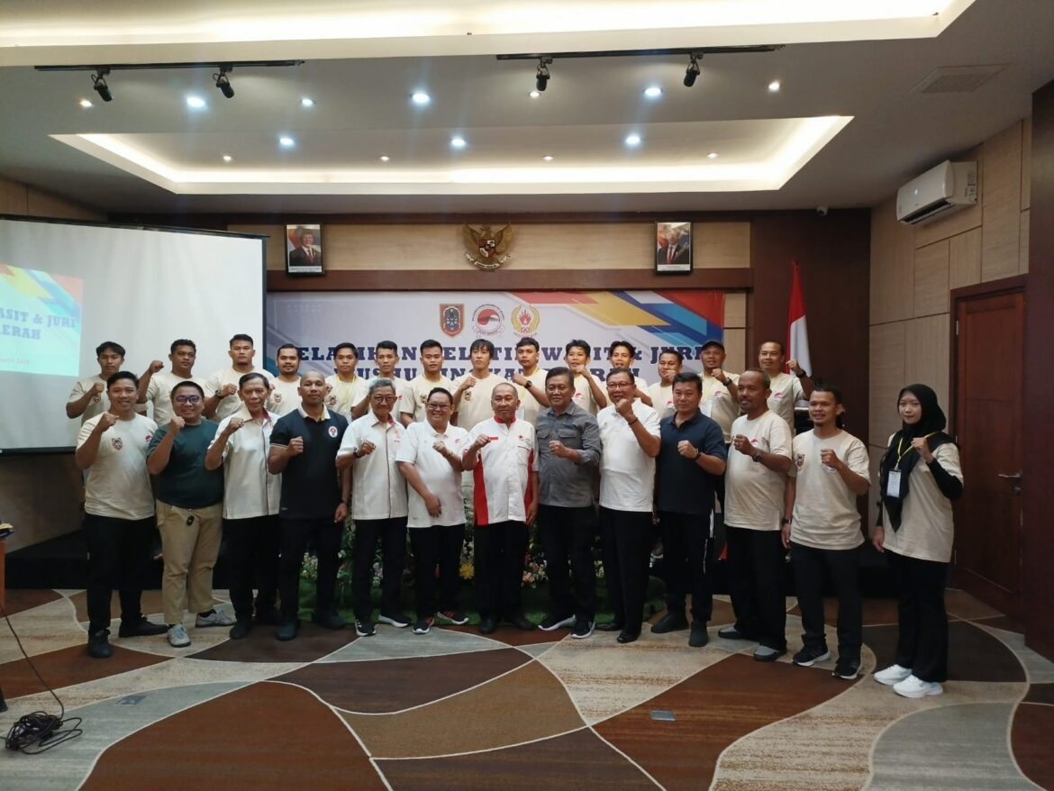 Pelatihan yang dilaksanakan Wushu Kalsel, Sabtu (5/4/2025) di Hotel Roditha, Banjarmasin. (foto: Tolah/brt)