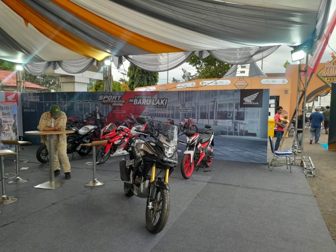 HSMS Banjarbaru: Honda Perkenalkan Motor Sport Unggulan di Kalimantan Selatan