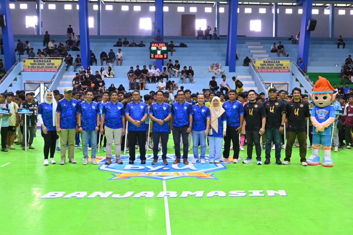 ● Kota Banjarmasin kembali sebagai salah satu kota kegiatan Piala by.U tahun 2025 ini yang digelar mulai tanggal 2 hingga 4 Mei 2025 di GOR Hasanuddin.