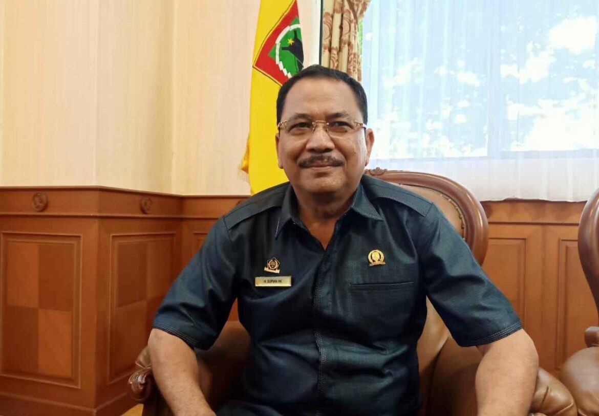 Sekretaris DPD Partai Golkar Provinsi Kalsel yang juga Ketua Harian, Dr (HC) H Supian HK, SH, MH.(foto : ist)
