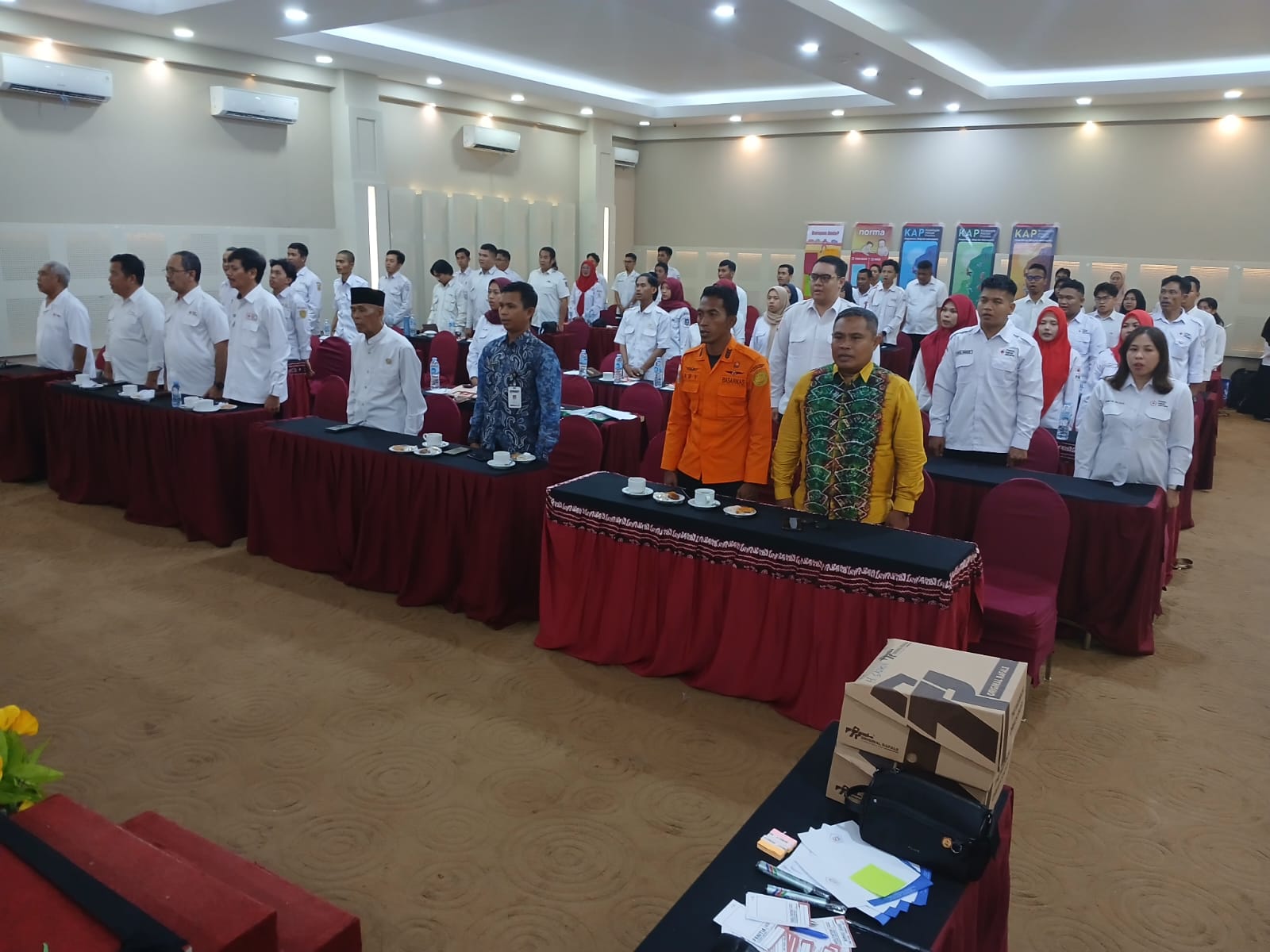 Taskforce Relawan Tangguh Kebencanaan saat mengikuti pelatihan dan pengukuhan yang digelar PMI Provinsi Kalsel.(foto : sophan/brt)