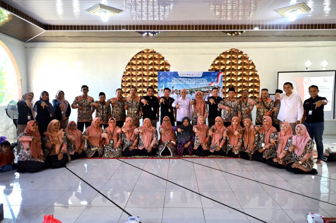 OJK & Bank Kalsel Edukasi Melek Finansial Sejak Dini di MTsN 3 Tanah Bumbu