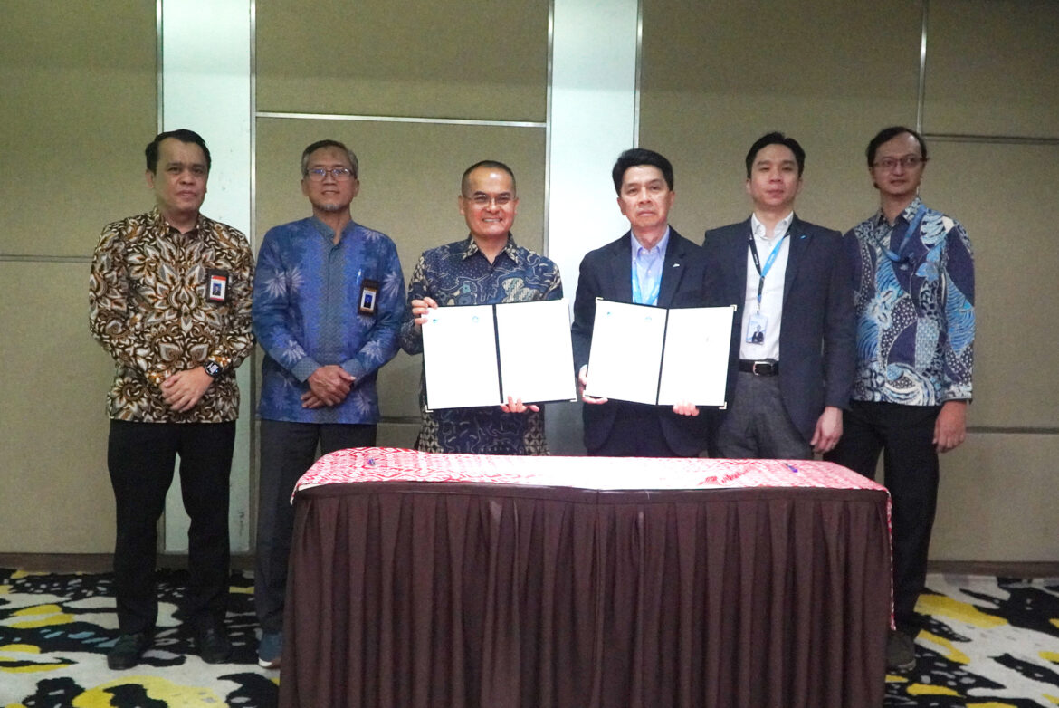 penandatanganan nota kesepahaman antara DAIKIN dengan Kementerian Pendidikan Dasar dan Menengah