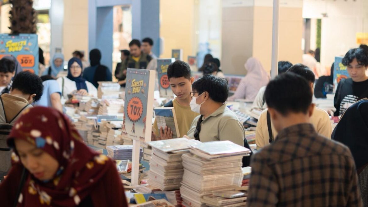 Gramedia Ajak Warga Banjarmasin Rayakan Literasi Bersama Semesta Buku 2025