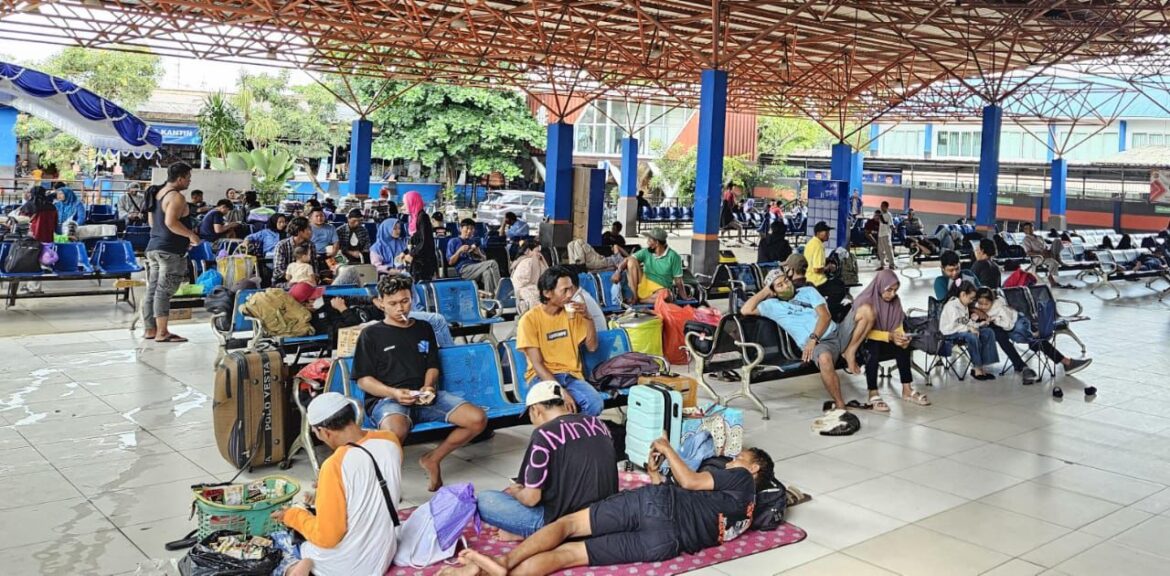 Terminal Penumpang Kapal di Pelabuhan Trisakti Banjarmasin
