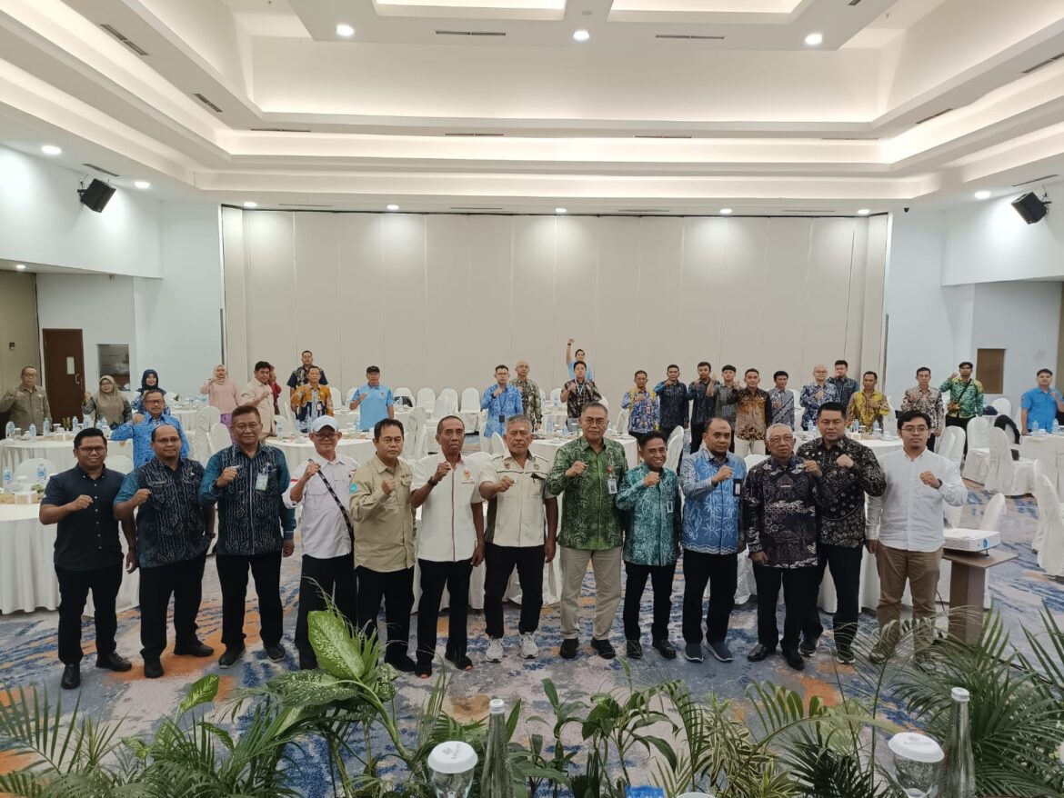 Pelaksanaan Ekspose Reviu Desain Olahraga Daerah (DOD), Kamis (11/12/2025) di Hotel Rattan Inn Banjarmasin. (foto: Tolah/brt)