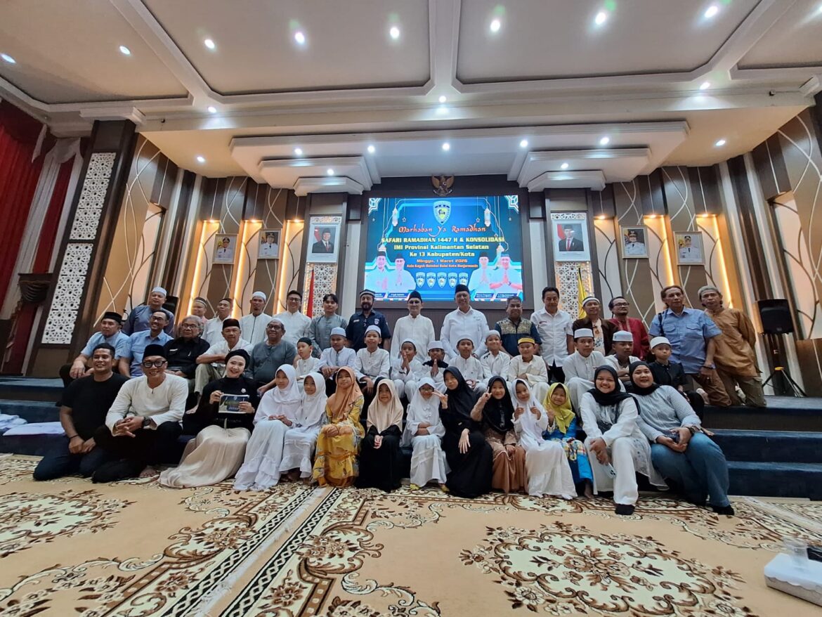 Teks: Kegiatan Safari Ramadan IMI Kalsel, Minggu (1/3/2026) sore di Aula Kayuh Baimbai Pemko Banjarmasin. (foto: ist/brt)