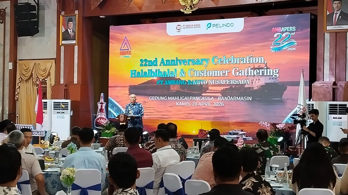 Gubernur Kalsel Haji Muhidin Saat Menyampaikan Sambutan di HUT ke-22 PT Ambapers Sekaligus Halalbihalal dan Costumer Gathering di Gedung Mahligai Pancasila Banjarmasin