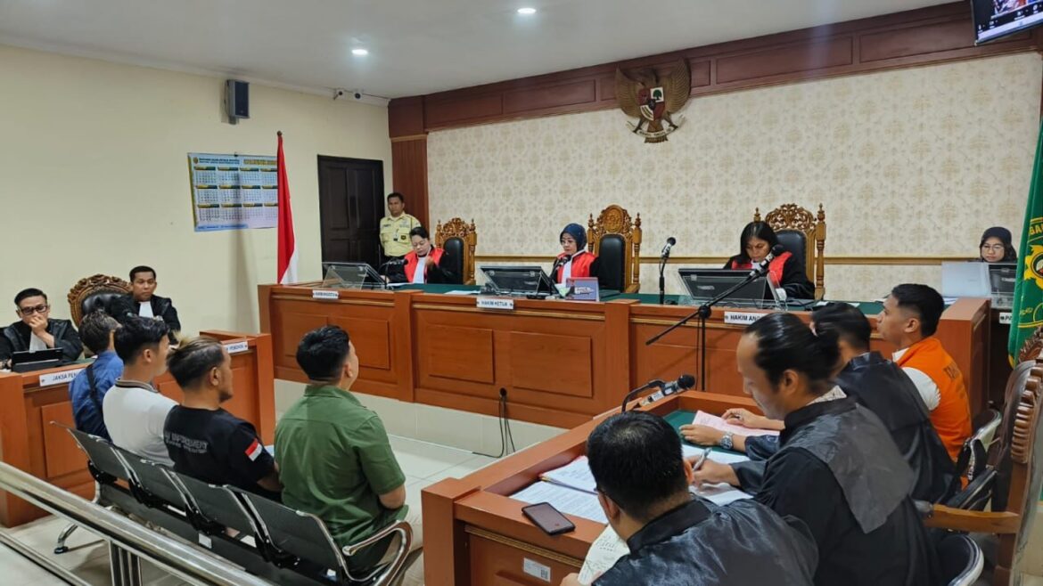 JPU kembali menghadirkan sejumlah saksi dalam sidang pembunuhan mahasiswi ULM M. Selli. Salah satu saksi yang dihadirkan adalah ayah korban, Sarmani (Foto Filarianti)