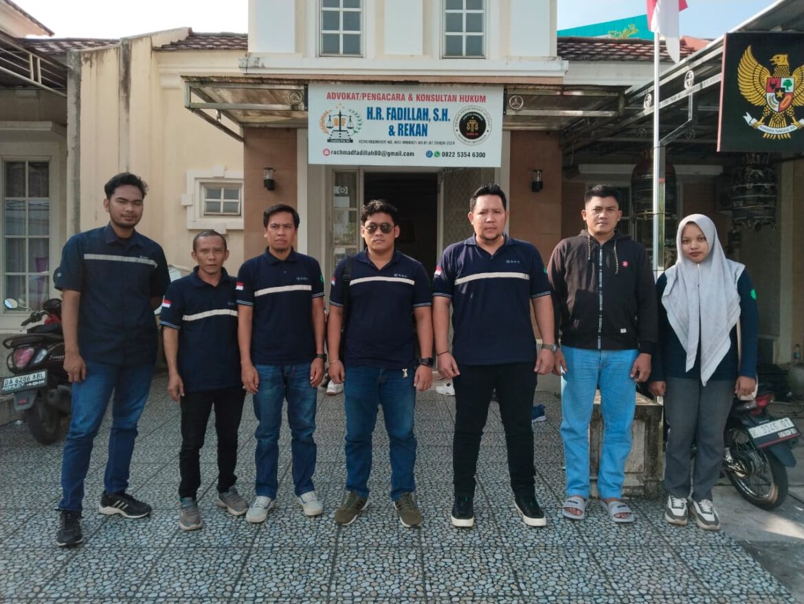 7 Penggugat Perusahaan Tempatnya Bekerja di PHI