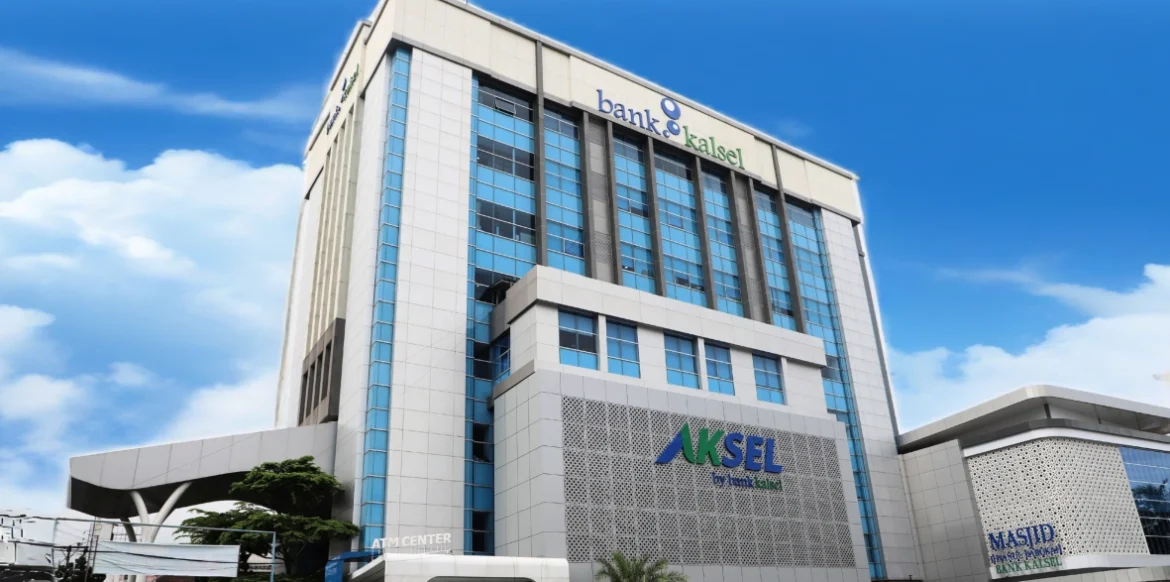 Bank Kalsel Terus Cetak SDM di Momen Hardiknas