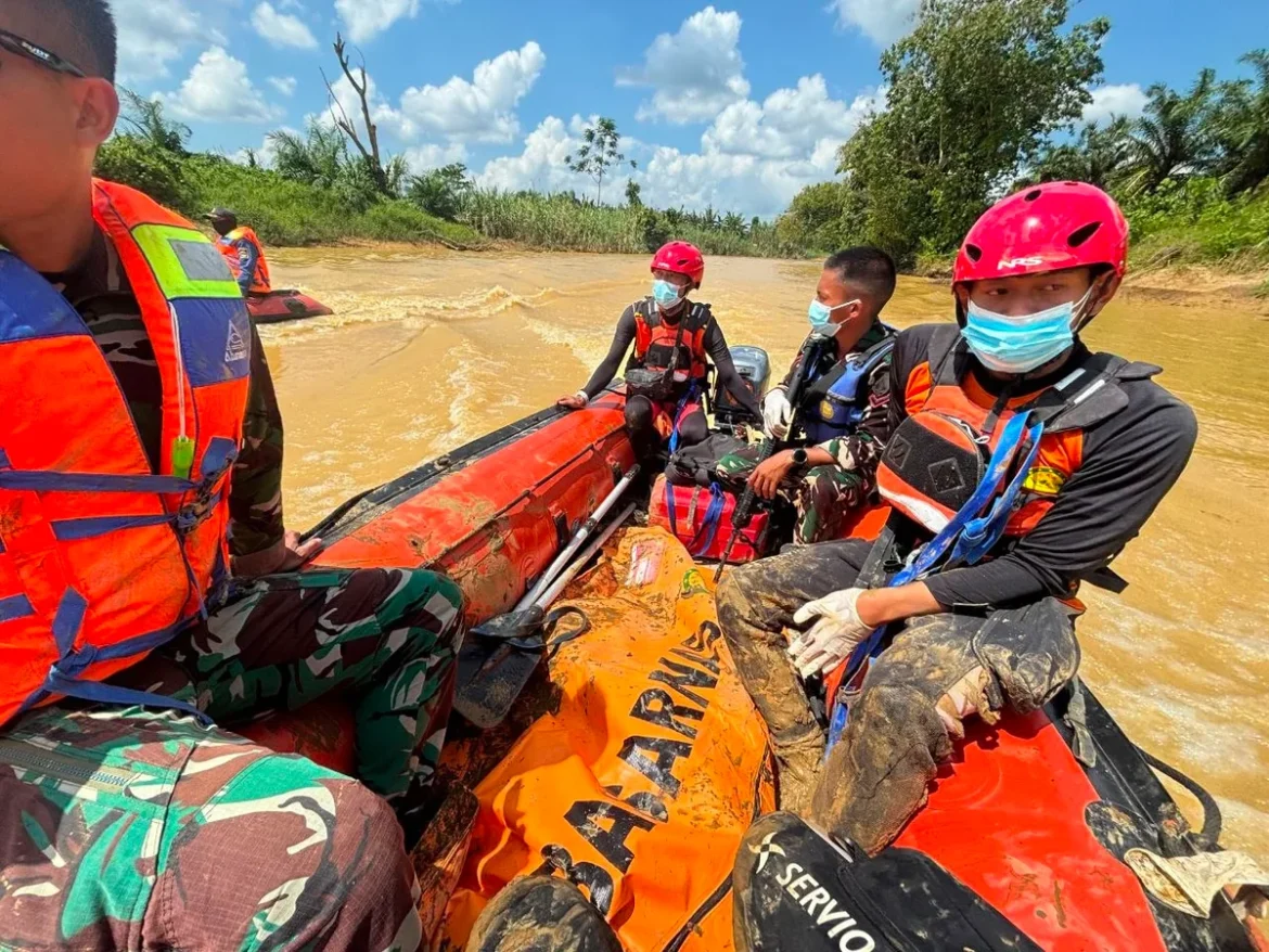 KORBAN DITEMUKAN - Tim SAR gabungan berhasil menemukan korban diduga diterkam buaya di Sungai Desa Karang Bintang, Kecamatan Karang Bintang, Kabupaten Tanah Bumbu, Senin (13/72026).