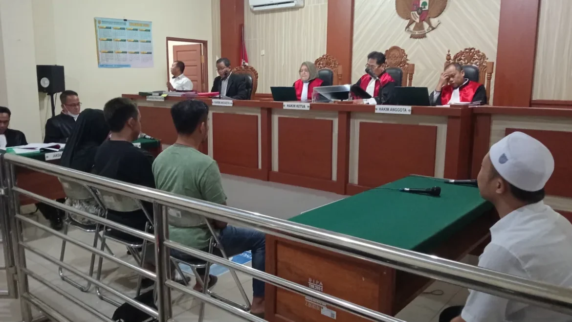 Sidang dengan terdakwa Kusmadi dengan pemeriksaan saksi-saksi di PN Banjarrmasin.