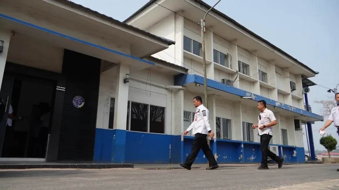 Sekdako Banjarmasin, Ikhrom Muftezar sidak ke Dinas Perhubungan Kota Banjarmasin.