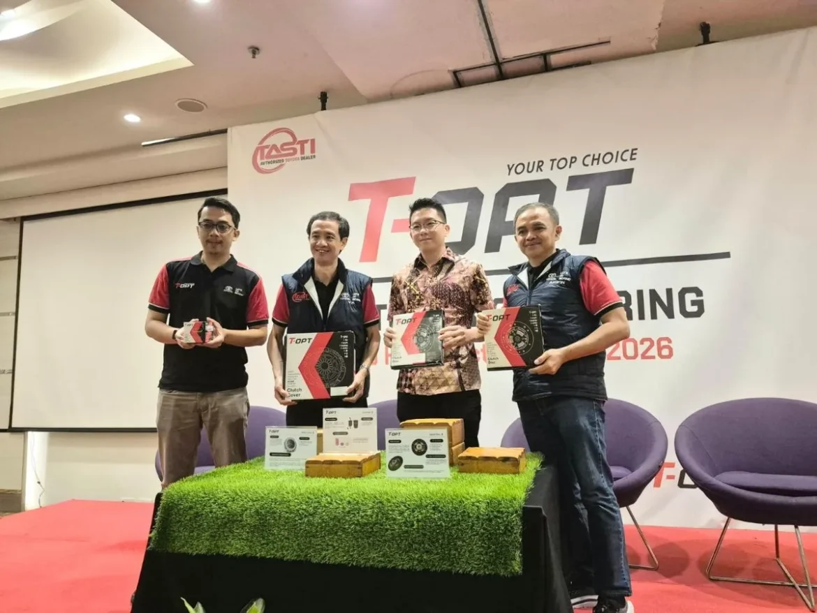 Konferensi pers terkait T-OPT dari Toyota di Hotel Fugo, Banjarmasin, Rabu (28/10/2026) malam.(foto:tya/brt).
